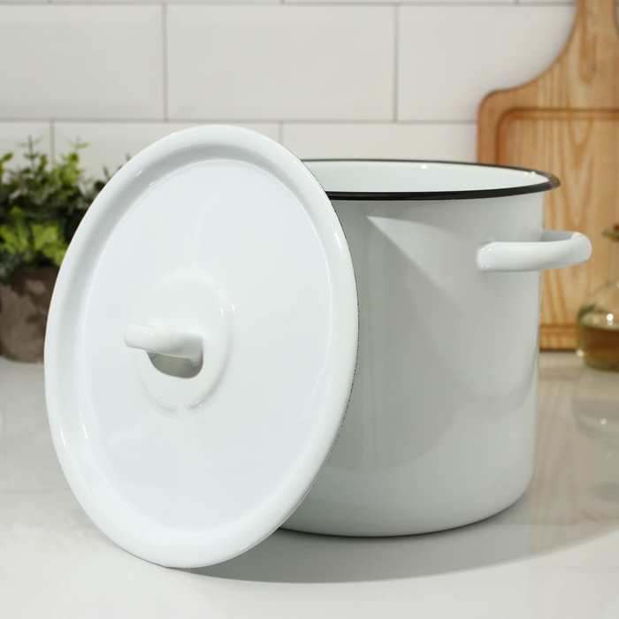 Кастрюля эмалированная без деколи, 5,5 л, цвет белый Кастрюля эмалированная без деколи, 5,5 л, цвет белый