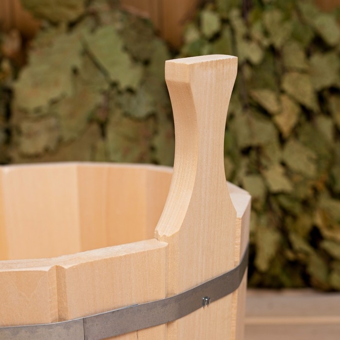 Шайка из липы, 9 л, круглая, нержавеющий обруч Шайка из липы, 9 л, круглая, нержавеющий обруч