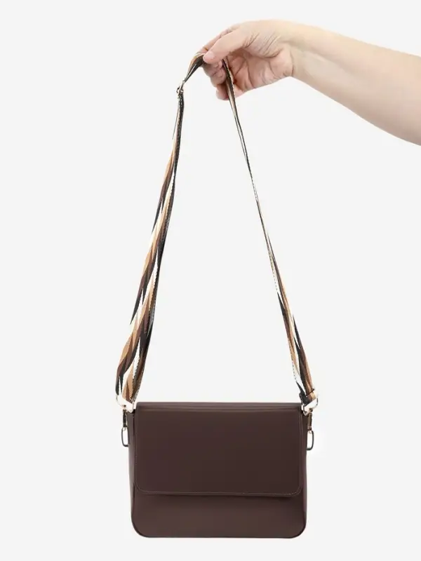 Ручка для сумки &laquo;Орнамент косичка&raquo;, стропа, с карабинами, 139&plusmn;3&times;3.8 см, бежевая, белая, чёрная