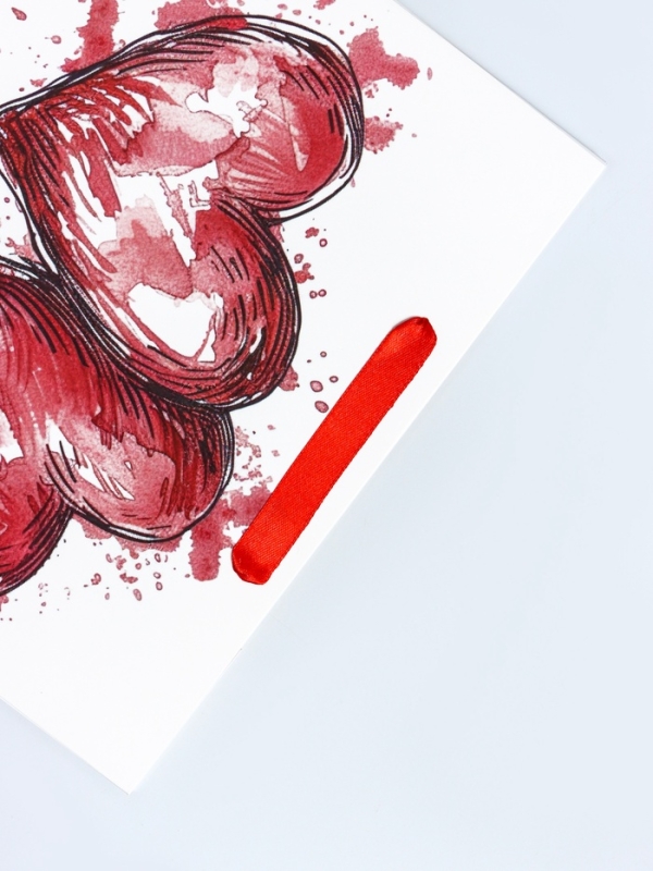 Пакет подарочный ламинированный вертикальный «Любовь», M 26 × 32 × 12 см