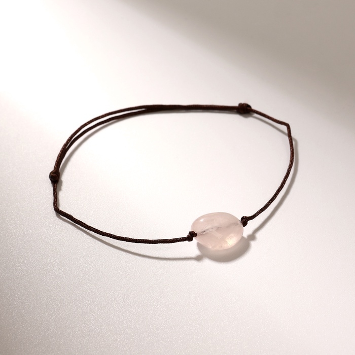 Браслет желаний «Кварц розовый» на коричневой нити, длина регулируется Браслет желаний «Кварц розовый» на коричневой нити, длина регулируется