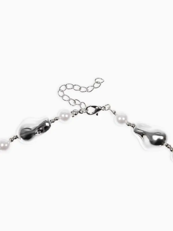 Бусы &laquo;Жемчуг Борокко&raquo;, белые в серебре 40 см