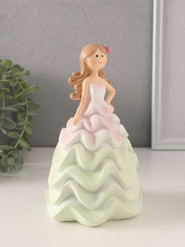 Сувенир полистоун Сувенир полистоун "Девочка-зефирка" розово-зелёный 11,5х10,5х18,5 см