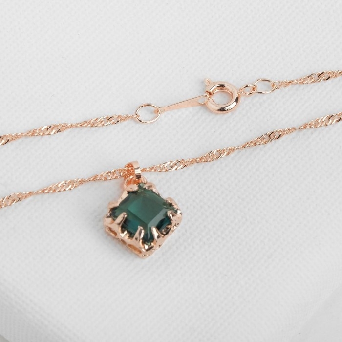 Гарнитур 3 предмета: серьги, кулон, кольцо безразмерное «Эдель» ромб, цвет зелёный в золоте, 45 см Гарнитур 3 предмета: серьги, кулон, кольцо безразмерное «Эдель» ромб, цвет зелёный в золоте, 45 см