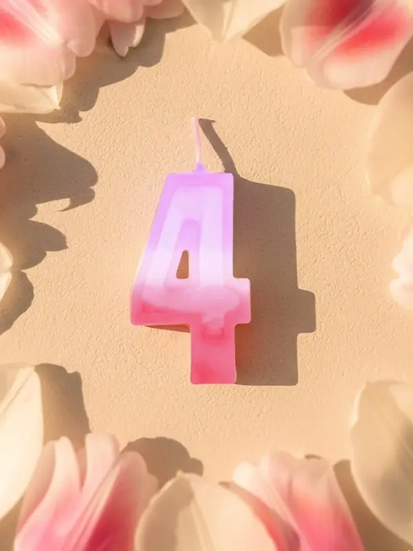 Свеча цифра для торта &laquo;4&raquo;, 8&times;3.75&times;1 см