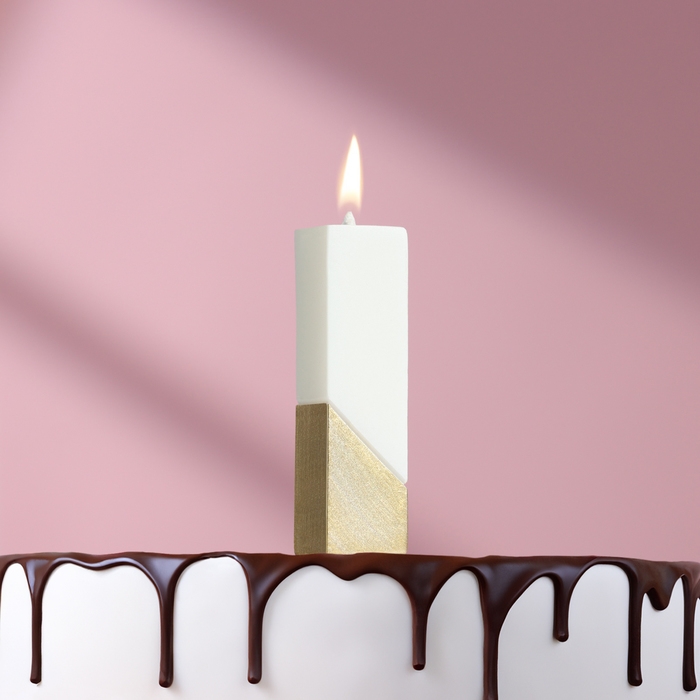 Свеча в торт Свеча в торт "Манхеттен", цифра "1", белая с золотом, 5 см