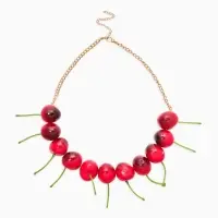 Колье на цепочке &laquo;Вишня&raquo;, красное в золоте