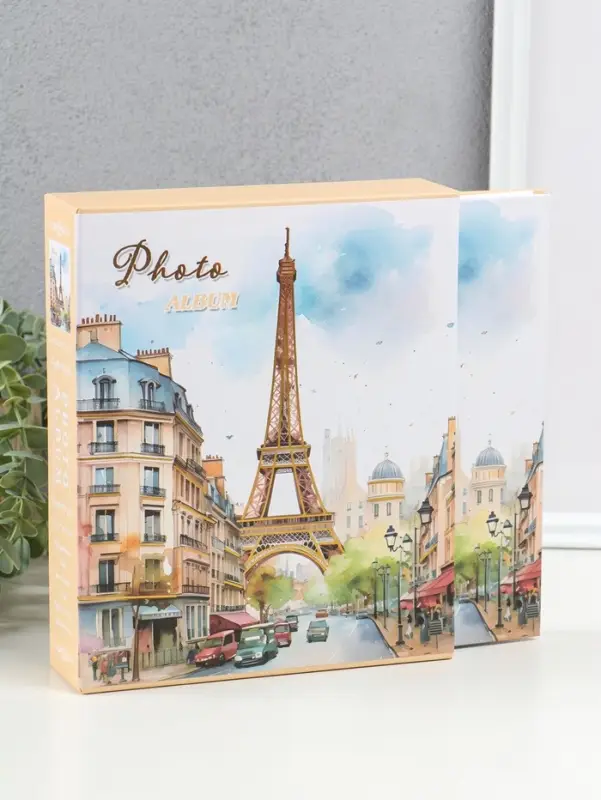 Фотоальбом на 80 фото 10х15 см "Улочка у Эйфелевой башни" в коробке 5х19х22,8 см