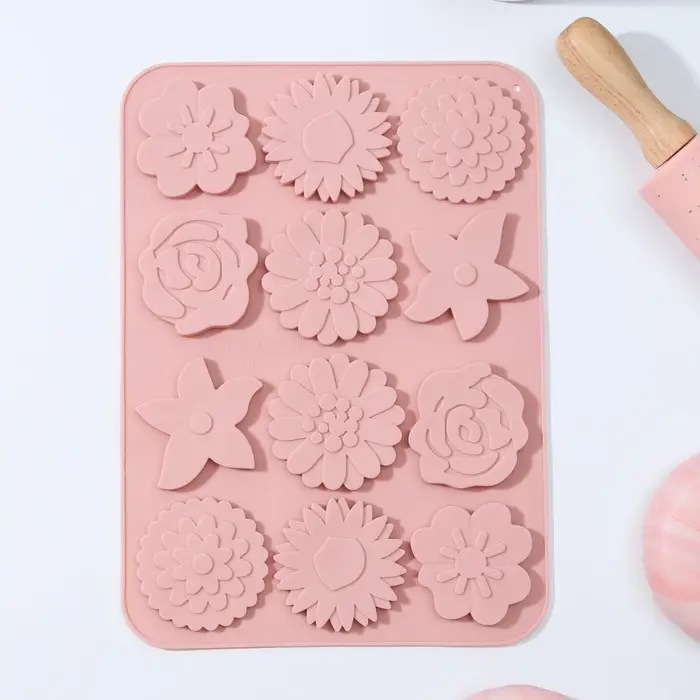 Форма для шоколада Доляна «Цветочная поляна», силикон, 22,5×16,5×0,5 см, 12 ячеек, цвет МИКС Форма для шоколада Доляна «Цветочная поляна», силикон, 22,5×16,5×0,5 см, 12 ячеек, цвет МИКС