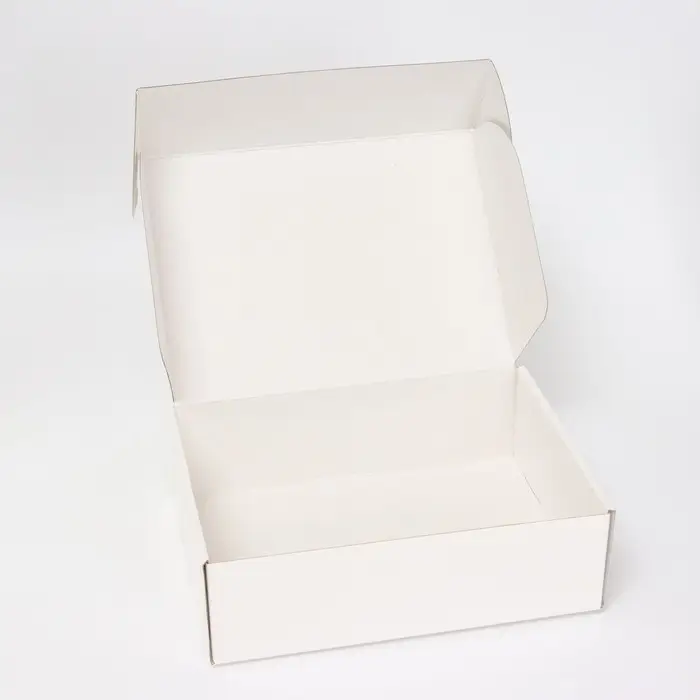 Складная подарочная коробка &laquo;Зимний лес&raquo;, 30.7&times;22&times;9.5 см