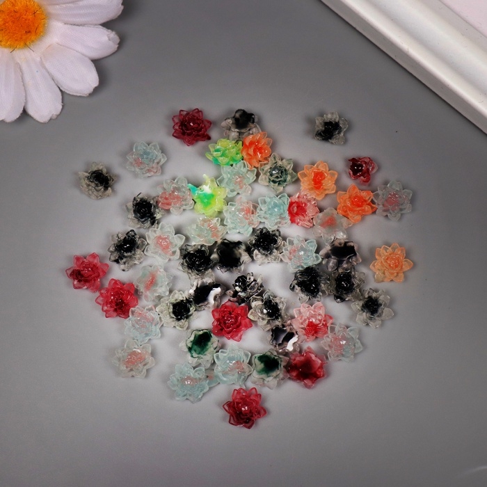 Декор для творчества акрил Декор для творчества акрил "Лотос" светится в темноте, меняет цвет от у/ф набор 50 шт 1,1х1,1 см 1