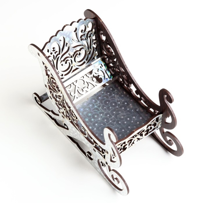 Конфетница новогодняя   Конфетница новогодняя  "Сани-серебро", 20х14х10 см