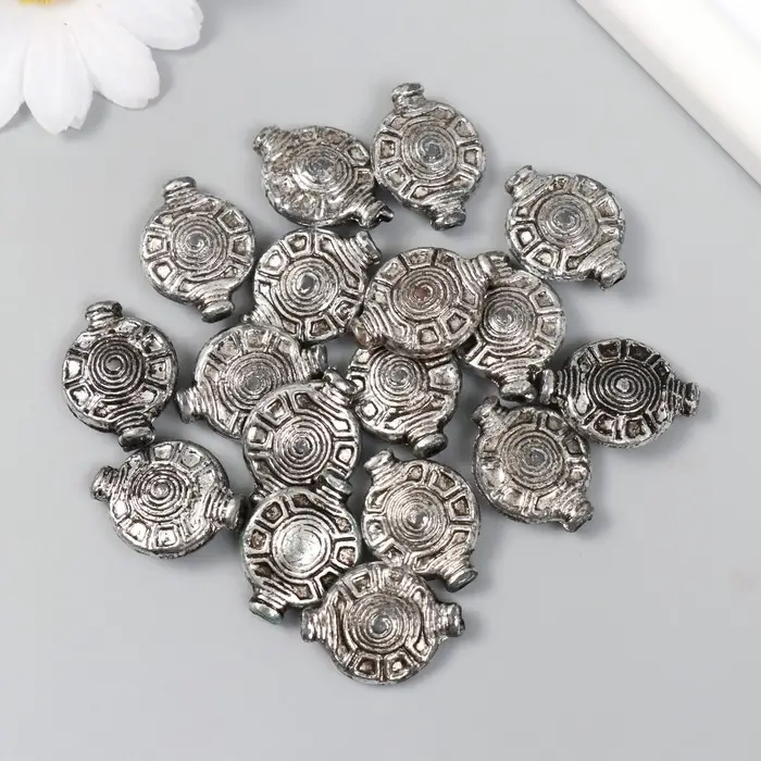 Бусины для творчества пластик под металл "Щит" набор 20 гр серебро 0,6х1,8х2,4 см