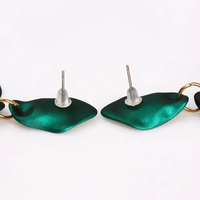Серьги ассорти &laquo;Ветер&raquo;, грация, зелёные в золоте