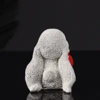 Фигура "Кролик с букетом" 7 см, серый