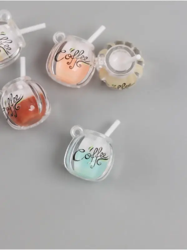 Подвеска для творчества акрил "Кофе с трубочкой" светится в темноте МИКС 1,6х1,6х2,1 см