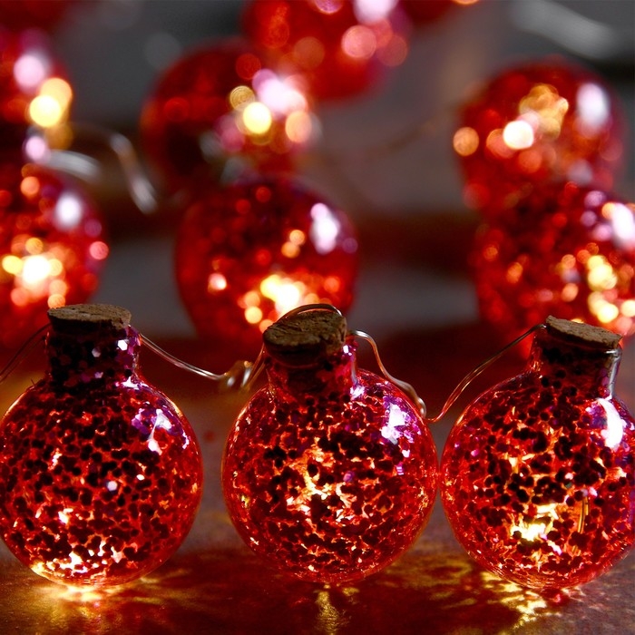 Гирлянда «Нить» 1.6 м с насадками «Шарики с розовым конфетти», IP20, серебристая нить, 15 LED, батарейки ААх2 (нет в комплекте), свечение тёплое белое Гирлянда «Нить» 1.6 м с насадками «Шарики с розовым конфетти», IP20, серебристая нить, 15 LED, батарейки ААх2 (нет в комплекте), свечение тёплое белое