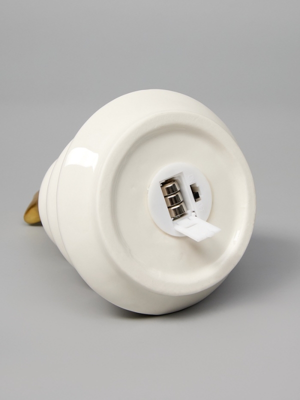 Светодиодная фигура Светодиодная фигура "Елка с золотой звездой" 17.5х11х11, 1 LED, LR44x3(в компл.), Т/БЕЛЫЙ