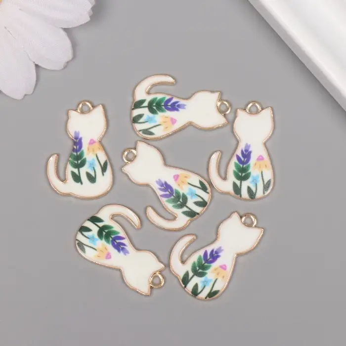 Декор для творчества металл, эмаль "Белый котик с цветами" 2,5х1,6 см Декор для творчества металл, эмаль "Белый котик с цветами" 2,5х1,6 см