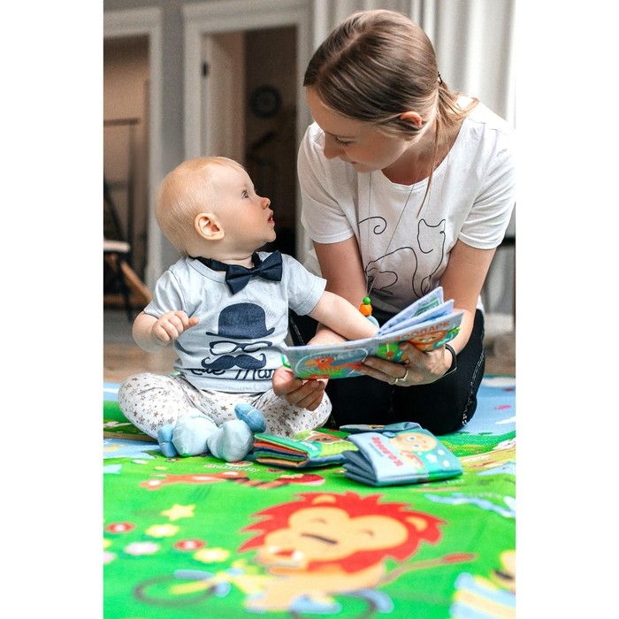 Книжка - шуршалка «Зоопарк», 12*12 см Книжка - шуршалка «Зоопарк», 12*12 см