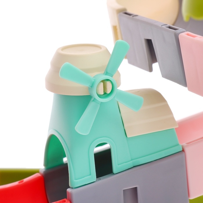 Игрушка для купания в ванной «Забавные горки», 62 детали Игрушка для купания в ванной «Забавные горки», 62 детали