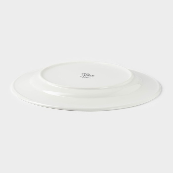 Тарелка фарфоровая обеденная Wilmax &laquo;Юлия Высоцкая&raquo;, d=28 см, цвет белый