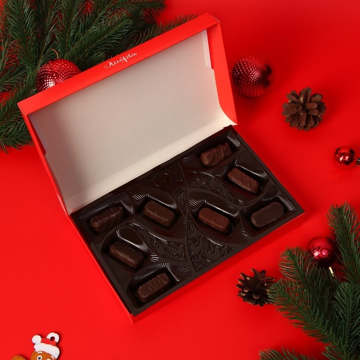 Новый год. Шоколадное ассорти Новый год. Шоколадное ассорти "С новым годом", пенал белый, 125 г