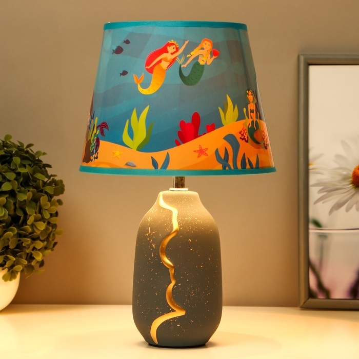 Настольная лампа  Настольная лампа "Русалки" Е14 15Вт 20х20х34 см RISALUX
