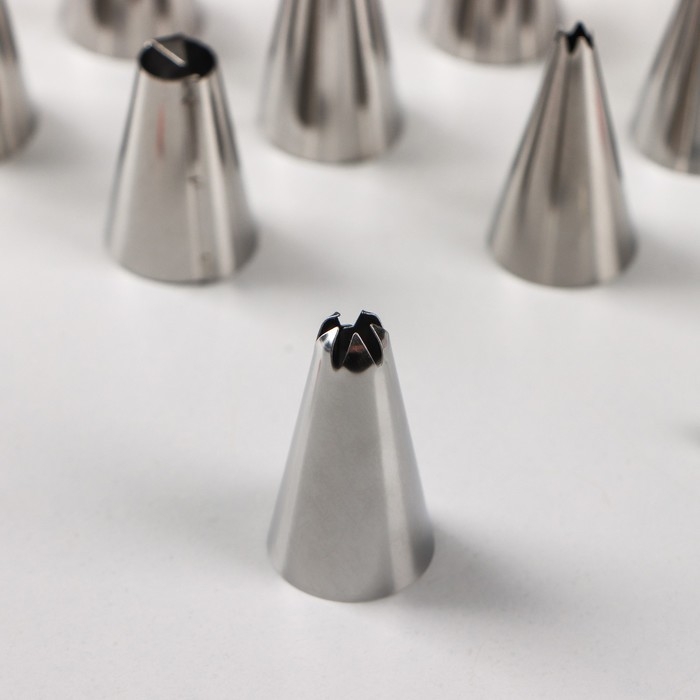 Набор насадок кондитерских, 42 шт, d=1,7 см, адаптер, в кейсе, насадки МИКС Набор насадок кондитерских, 42 шт, d=1,7 см, адаптер, в кейсе, насадки МИКС