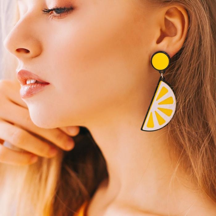 Серьги пластик «Вивьен» лимоны, цвет жёлто-белый Серьги пластик «Вивьен» лимоны, цвет жёлто-белый