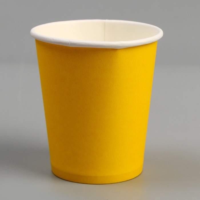 Набор посуды «С днём рождения»: салфетки 20 шт., стаканы 6 шт., тарелки 6 шт., золото Набор посуды «С днём рождения»: салфетки 20 шт., стаканы 6 шт., тарелки 6 шт., золото