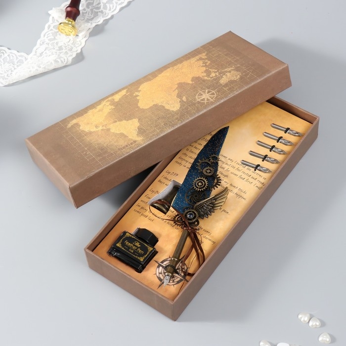 Набор ручка перьевая со сменными перьями+подставка+чернила   Набор ручка перьевая со сменными перьями+подставка+чернила  "Механизмы" 26х12х4 см