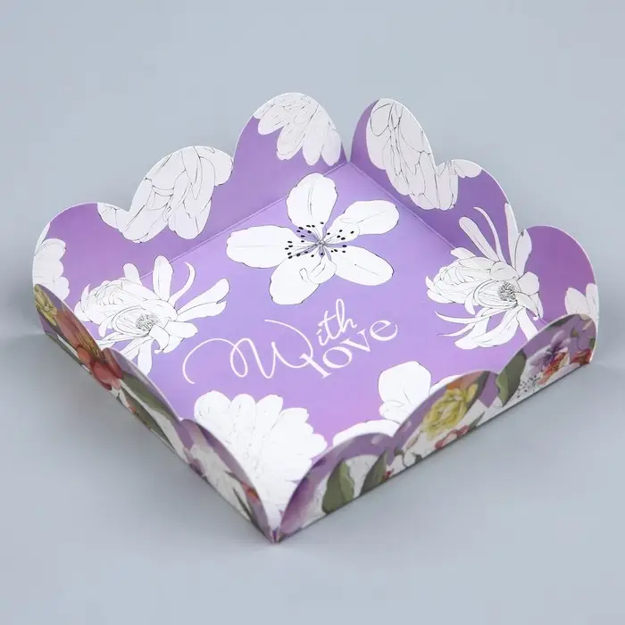 Коробка для печенья, кондитерская упаковка с пластиковой крышкой, With love, 10.5 х 10.5 х 3 см Коробка для печенья, кондитерская упаковка с пластиковой крышкой, With love, 10.5 х 10.5 х 3 см