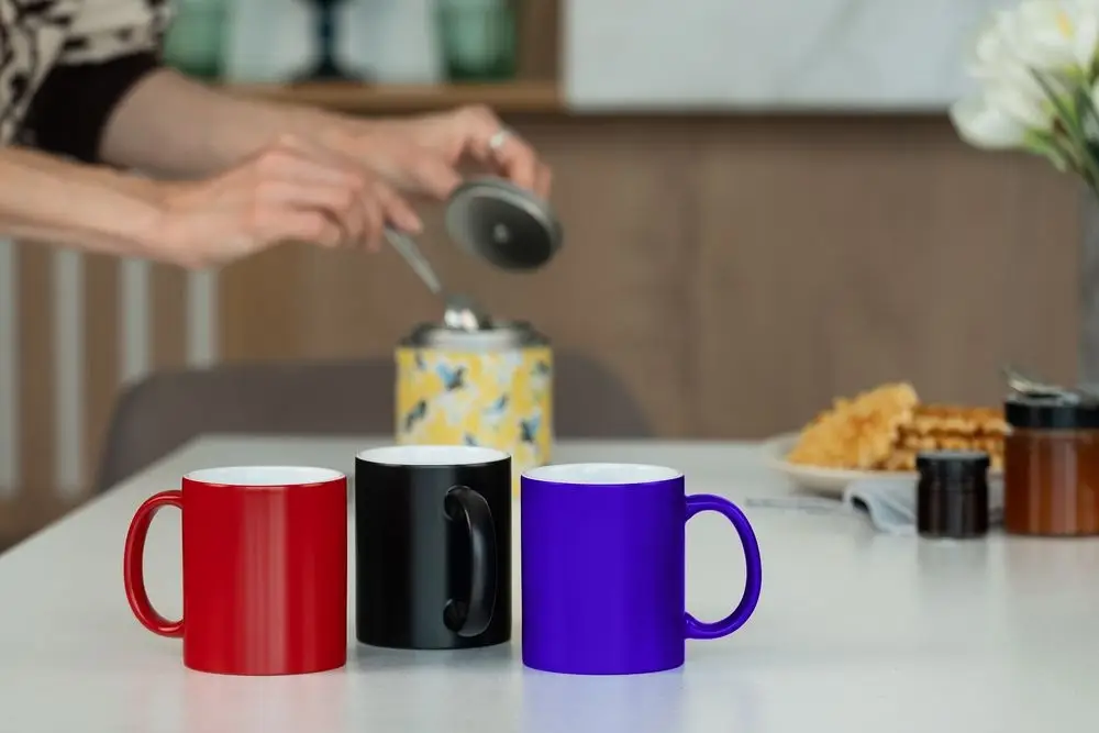 Кружка «Хамелеон», глянцевая, синяя