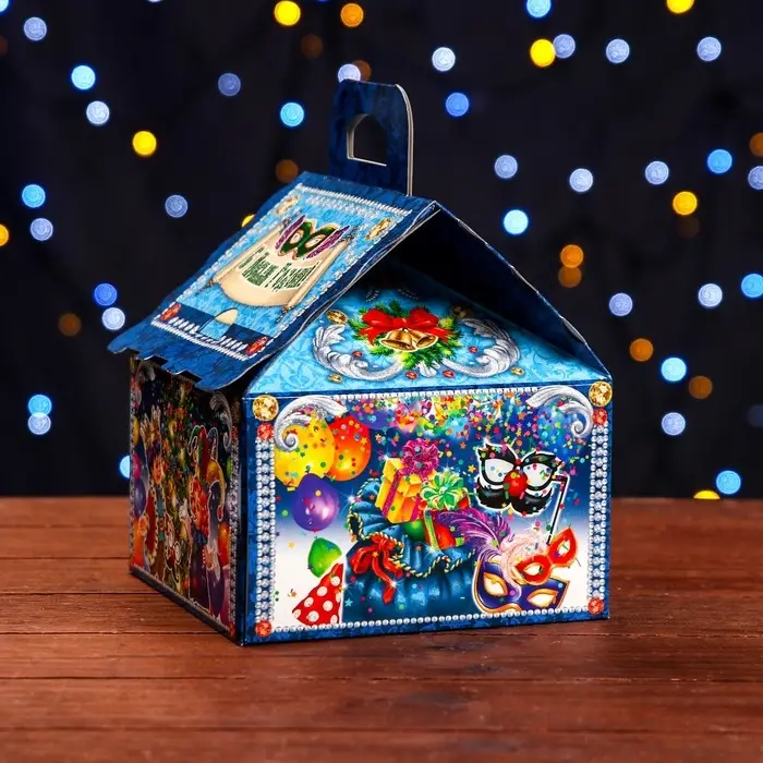 Подарочная новогодняя коробка «Маскарад», упаковка, 12×12×16.8 см