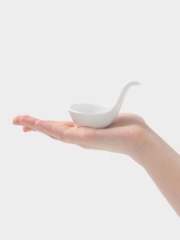 Соусник с ручкой 8,9 см Соусник с ручкой 8,9 см