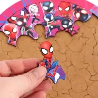 Фигурный деревянный пазл &laquo;Красный герой&raquo;