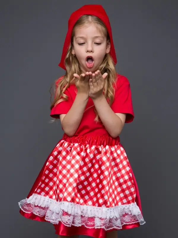 Карнавальный костюм  Карнавальный костюм "Красная шапочка" (юбка с фартуком, шапочка) размер 116-60