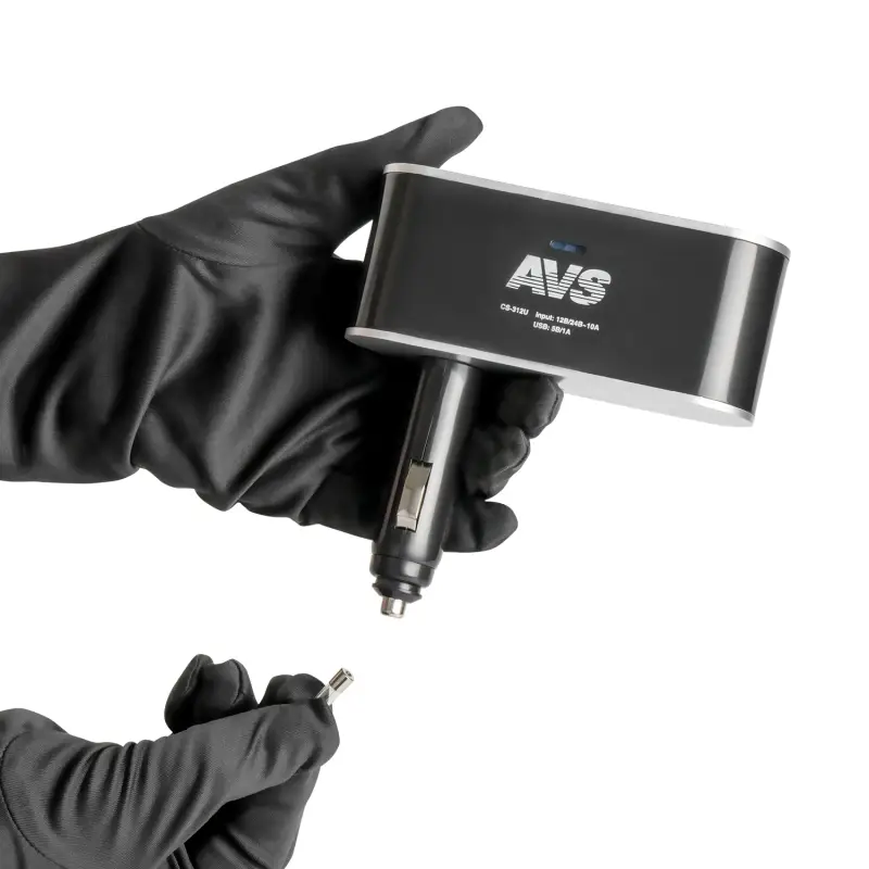 Разветвитель прикуривателя AVS 12/24 (на 3 выхода+USB) CS312U