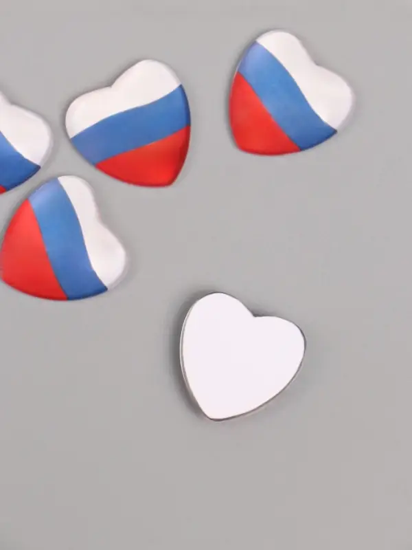 Кабошон стекло для творчества «Сердце. Россия», 2.5×2.5 см Кабошон стекло для творчества «Сердце. Россия», 2.5×2.5 см