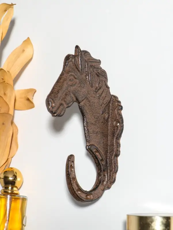 Крючок настенный &laquo;Лошадь и подкова&raquo;, ключница декоративная, чугун, 17.7&times;10.5&times;3.5 см