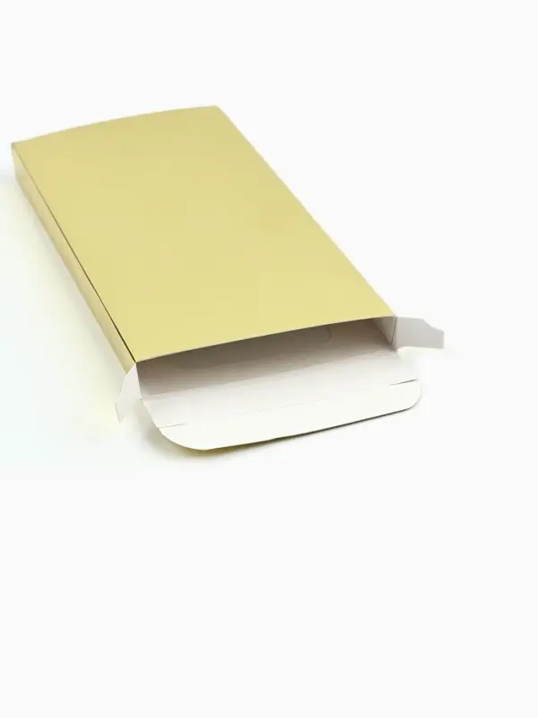 Коробка для шоколада новогодняя &laquo;Золото&raquo;, с окном, 17&times;8.5&times;1.5 см