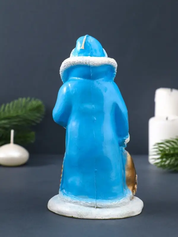 Свеча фигурная "Дед Мороз" 8,5х7х15,5 см, цв. голубой
