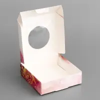 Коробка подарочная сборная с окном, упаковка, «Счастливых моментов», 10×10×3 см
