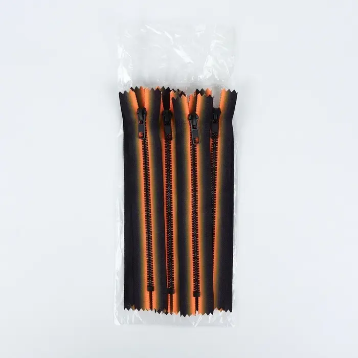 Молния «Трактор», №5, неразъёмная, замок автомат, 18 см, оранжевая, чёрная