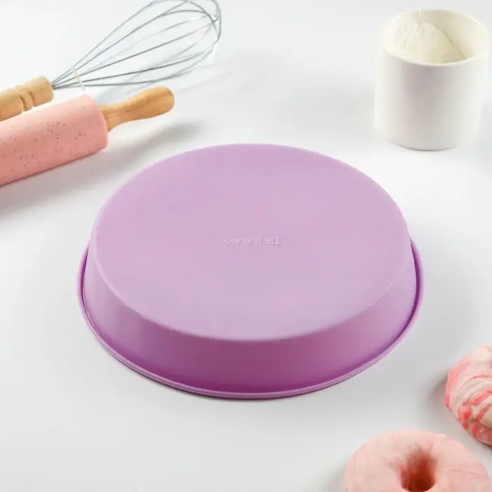 Форма для выпечки Доляна «Круг», силикон, 23×3,5 см, цвет сиреневый Форма для выпечки Доляна «Круг», силикон, 23×3,5 см, цвет сиреневый