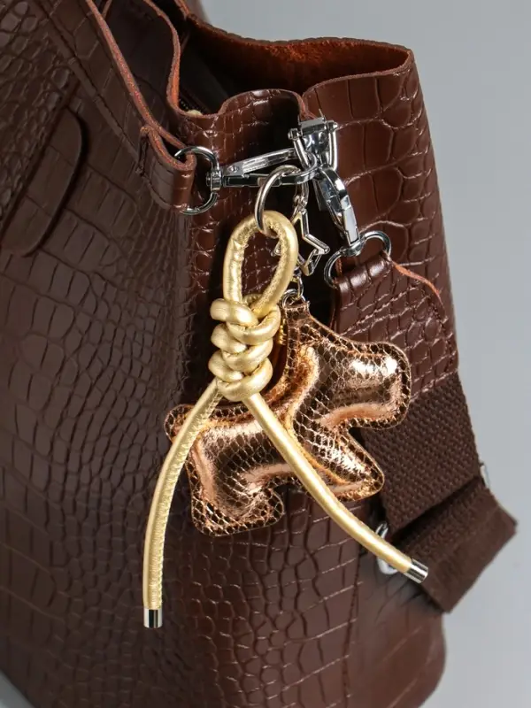 Брелок на карабине кожзам Брелок на карабине кожзам "Терьер" с узлом, золото 14х8х1,2 см