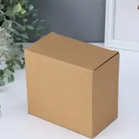 Сувенир полистоун "Молодые родители с дочкой" 7х13х12 см