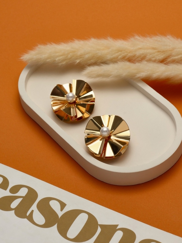 Клипсы «Тренд» объёмный цветок, цвет золото Клипсы «Тренд» объёмный цветок, цвет золото