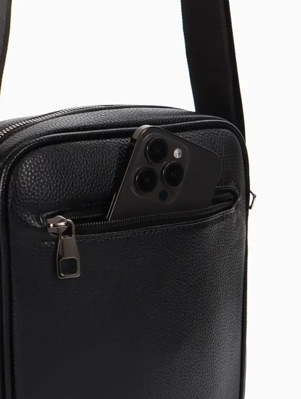 Сумка мужская, 21*7*25 см, отд на молнии, 2 н/карман, длин рег.ремень, черный